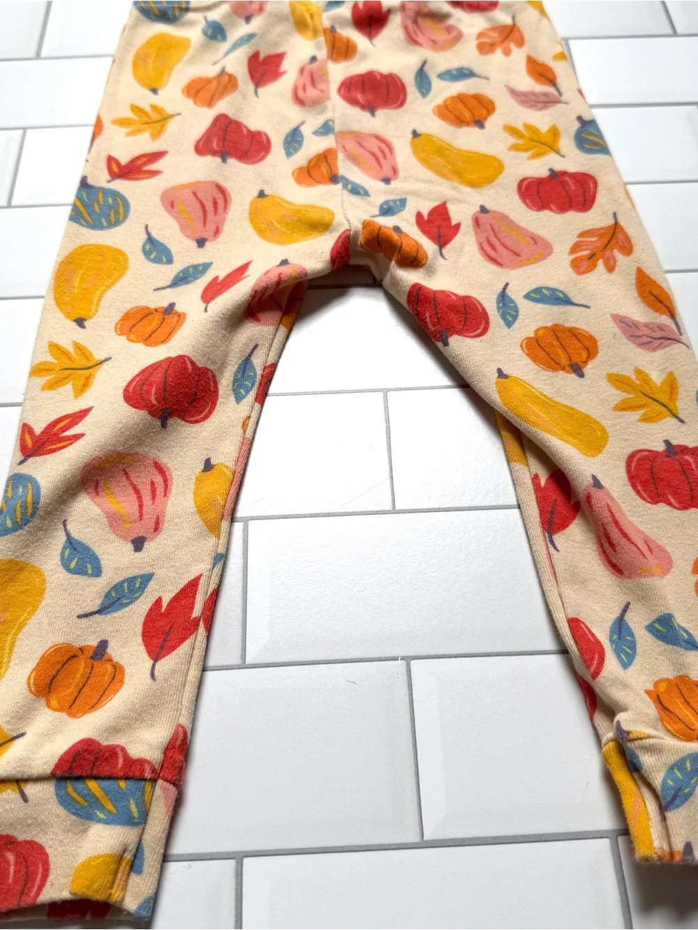 18-24M🍂 GAP Organic Cotton Long Sleeve Pajamas Set Fall Harvest Leaves & Pumpkin